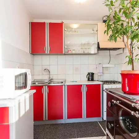 Lovely In With Kitchen Holiday home Fazana