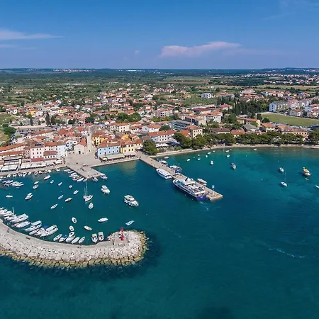 Σπίτι διακοπών Lovely In With Kitchen *