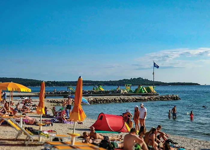 Lovely In With Kitchen